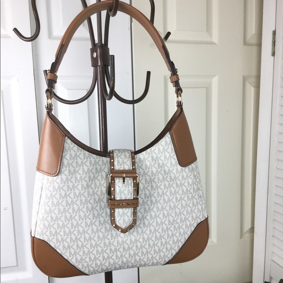 MICHAEL KORS LILLIAN WHITE TAN LOGO SHOULDER BAG - Picture 5 of 6